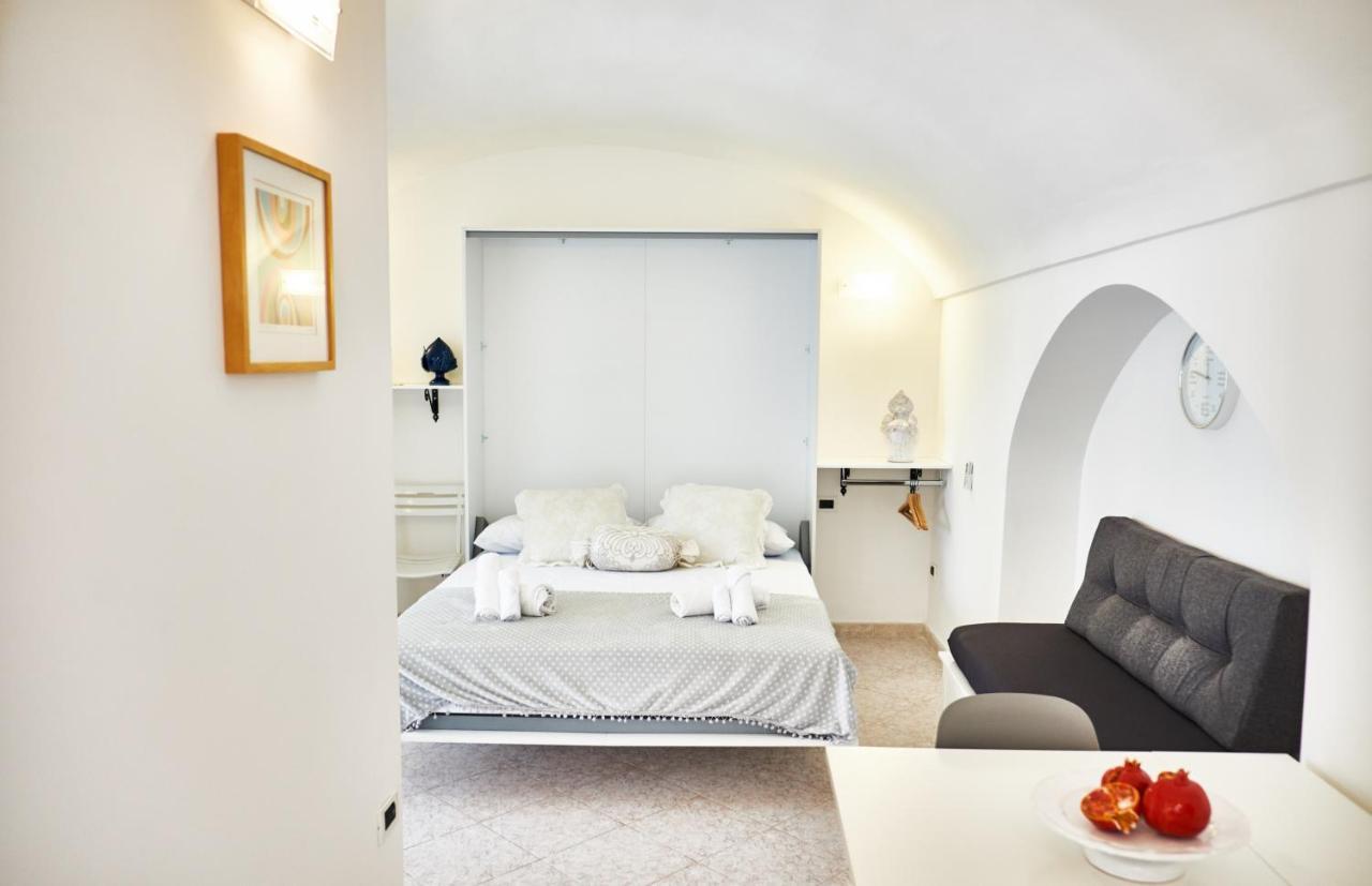 Balilla Guest House - Ostuni Centro - All Confort エクステリア 写真