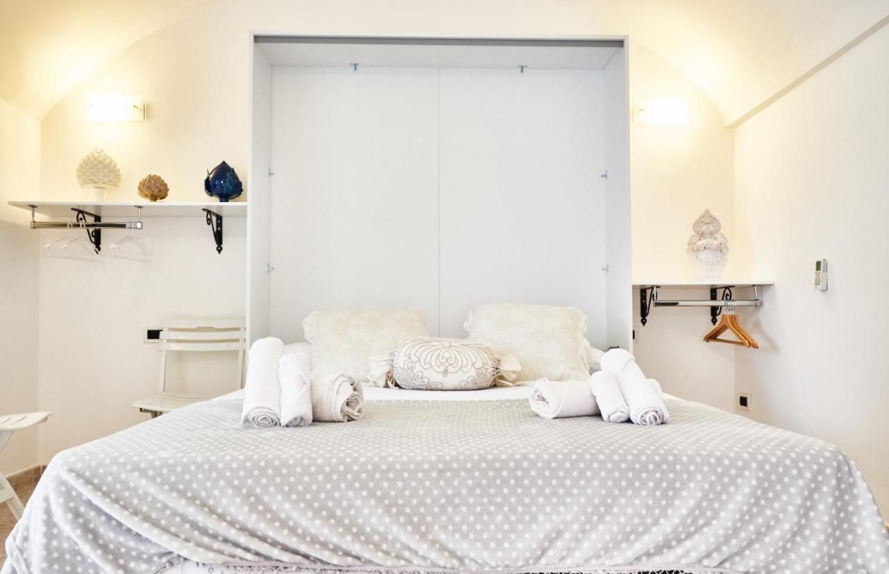 Balilla Guest House - Ostuni Centro - All Confort エクステリア 写真