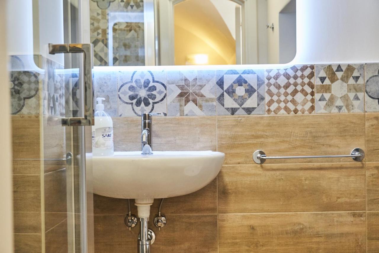 Balilla Guest House - Ostuni Centro - All Confort エクステリア 写真