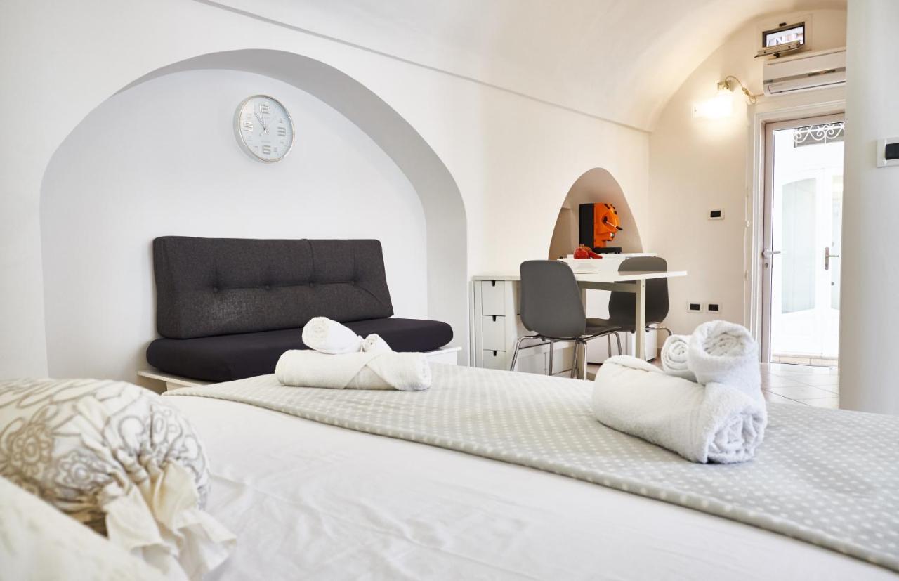 Balilla Guest House - Ostuni Centro - All Confort エクステリア 写真